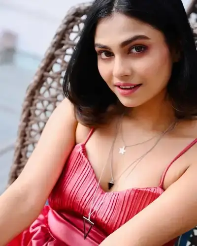 Call Girls Service in Siana