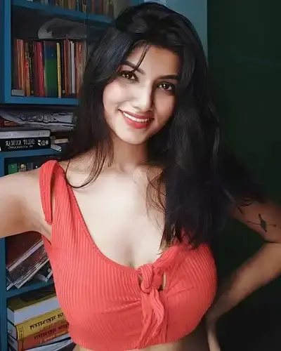 Siana Call Girl